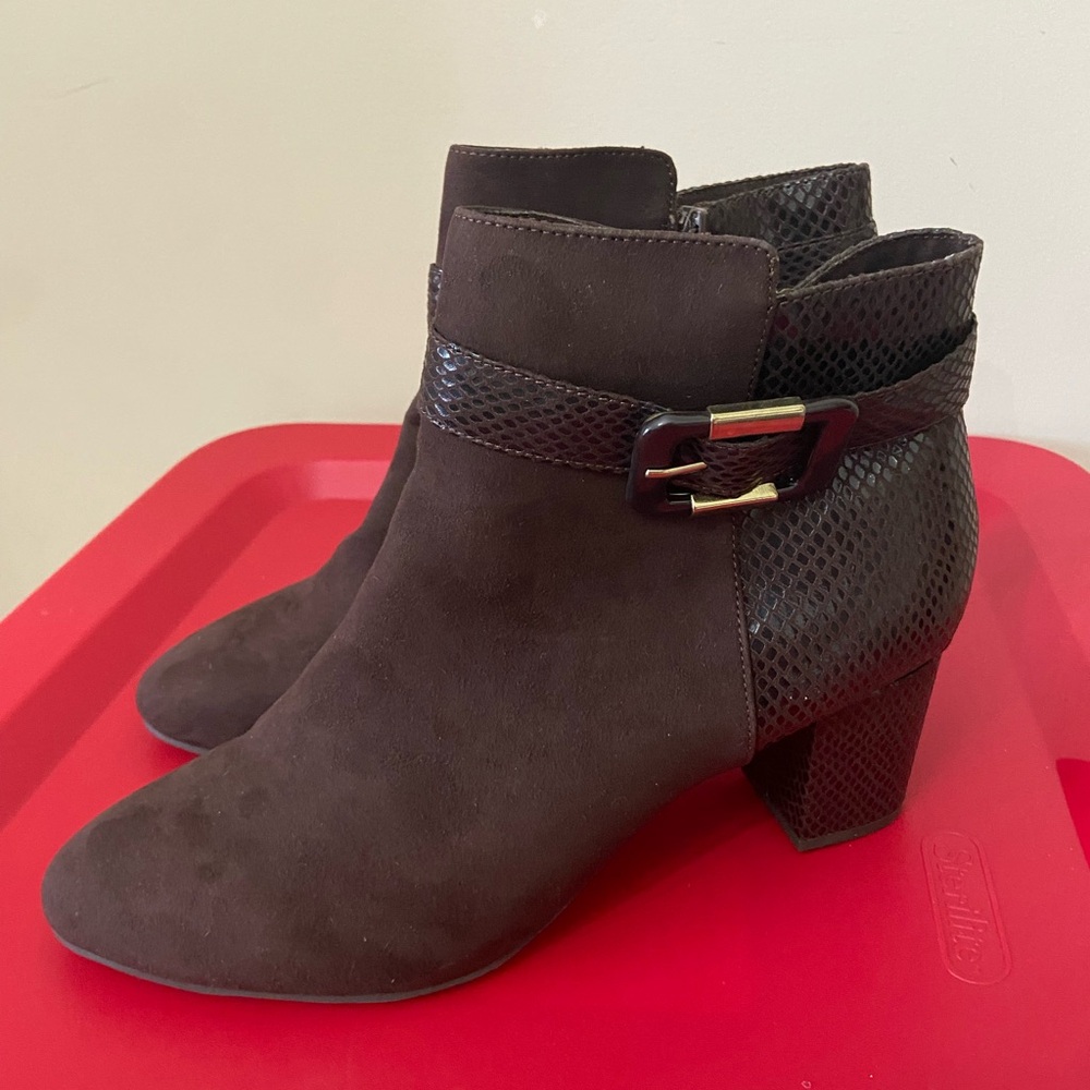 NWOT Karen Scott Brown Heeled Boots with Chunky Heel and Decorative Buckle